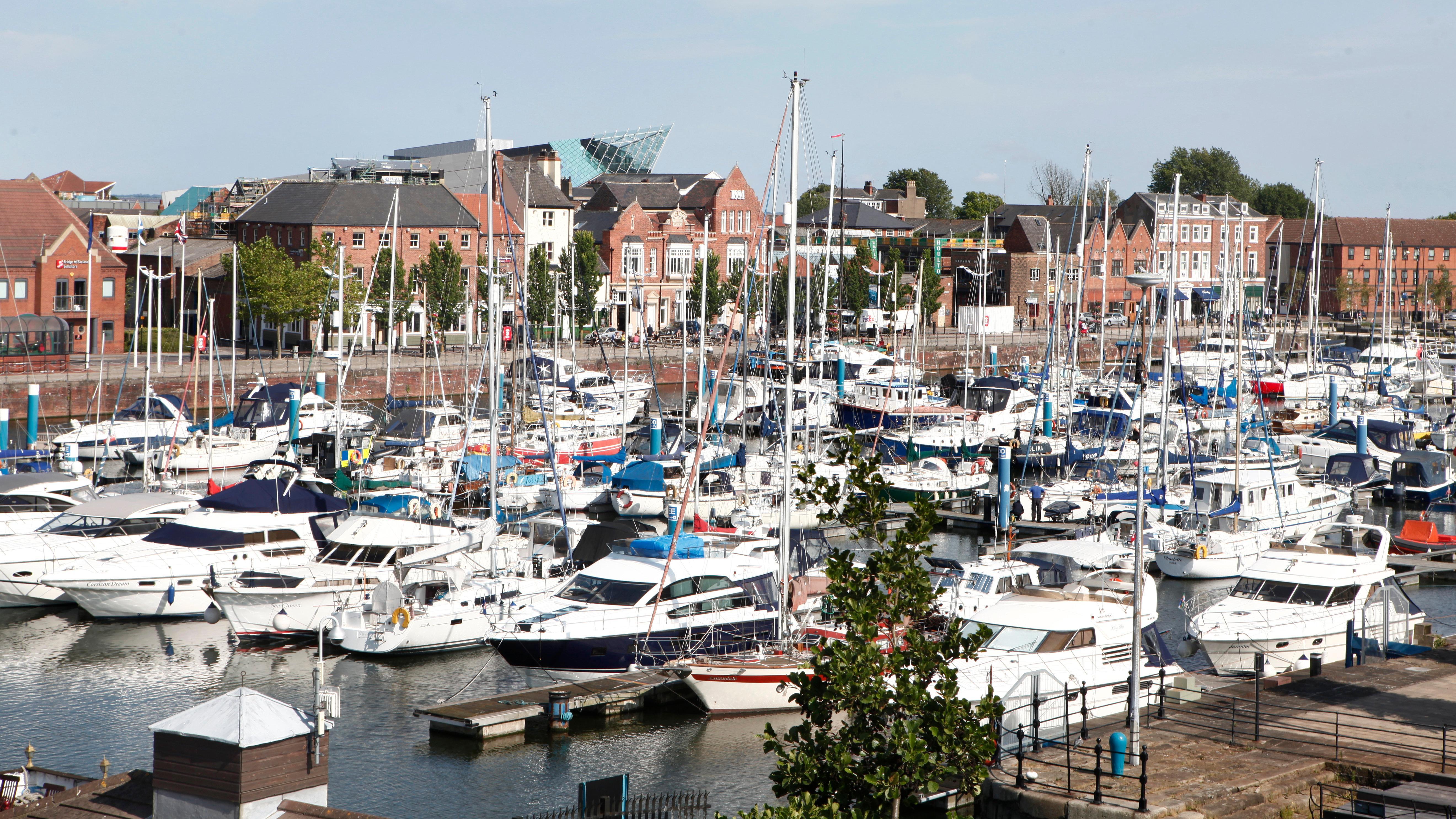 Holiday Inn Hull Marina By Ihg Kingston upon Hull Esterno foto